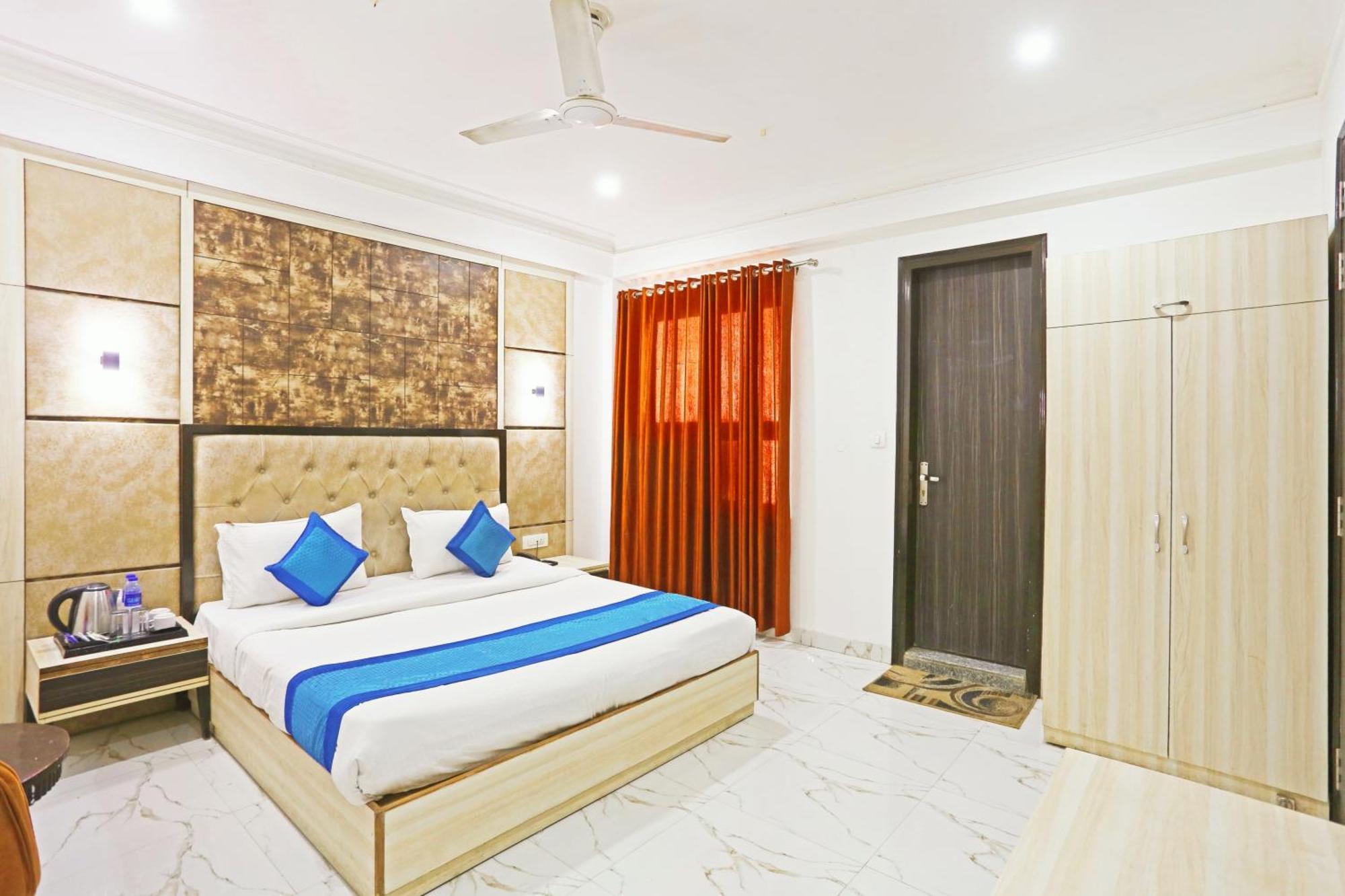 The Almora Residency - Complimentary Airport Trasnfer Otel Yeni Delhi Dış mekan fotoğraf