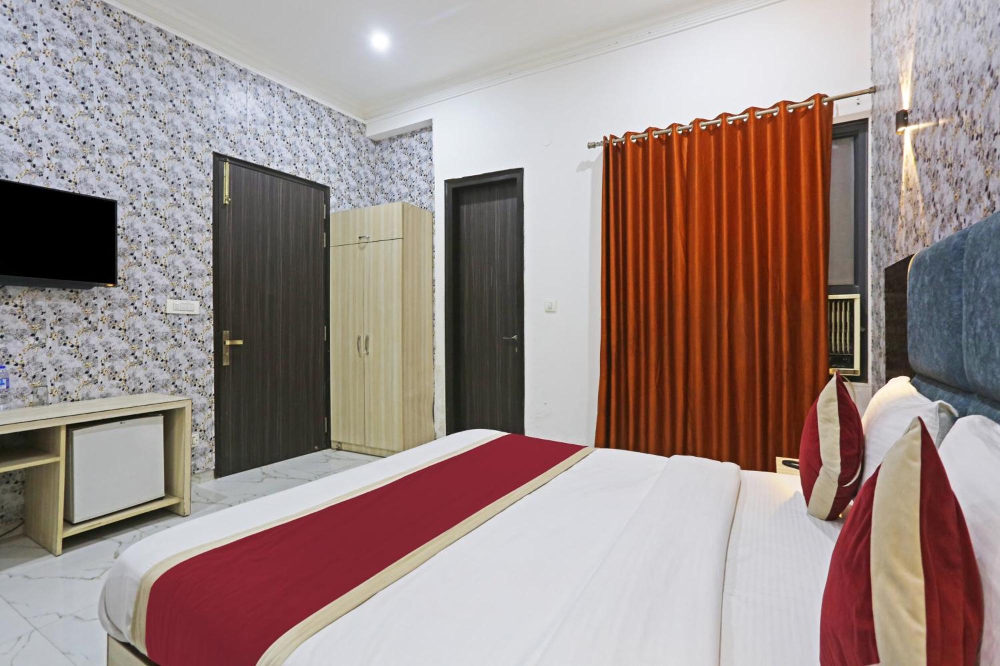 The Almora Residency - Complimentary Airport Trasnfer Otel Yeni Delhi Dış mekan fotoğraf