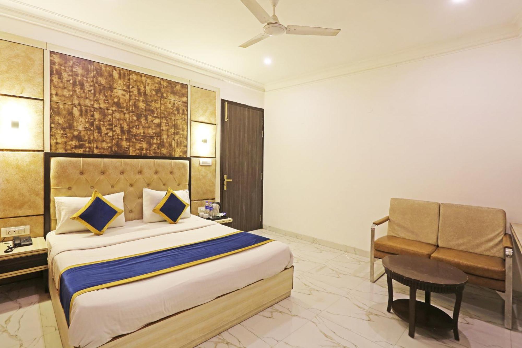 The Almora Residency - Complimentary Airport Trasnfer Otel Yeni Delhi Dış mekan fotoğraf